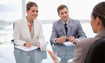 德語交傳翻譯服務(wù)費(fèi)用與圖文設(shè)計(jì)制作指南